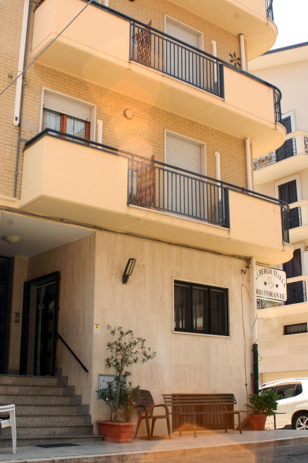 Albergo Italia Lavello Εξωτερικό φωτογραφία